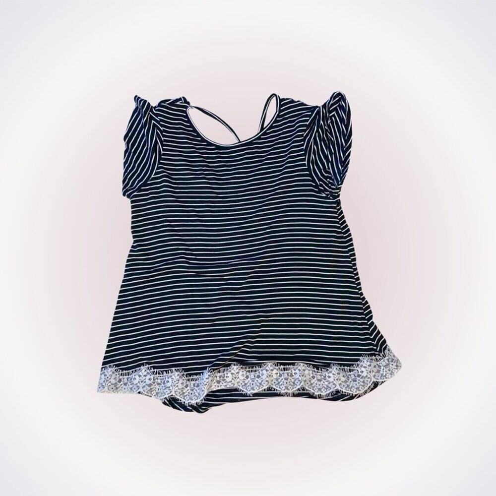 Xhilaration black and white striped top with lace fringe | Sz M
